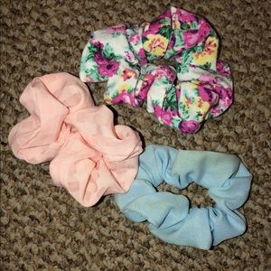 Set of 3 scrunchies